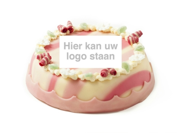 Slagroomtaart met marsepein + logo